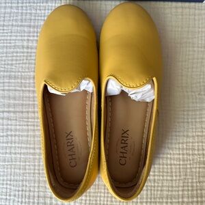 CHARIX Yellow Women's Flats